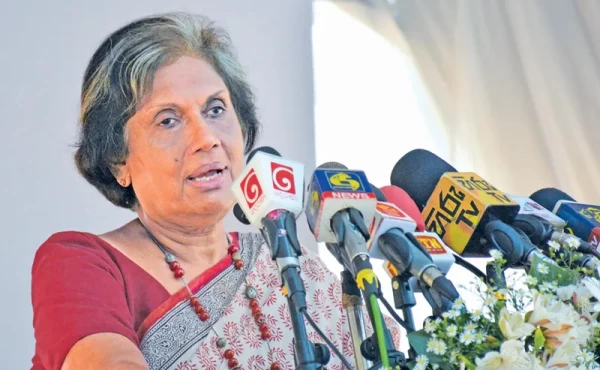 பேரிடரை வைத்து அரசியல் செய்யாதீர்!  இப்படி எதிரணிகளிடம் சந்திரிகா வலியுறுத்து இலங்கை மீண்டெழ உதவுமாறும் கோரிக்கை.