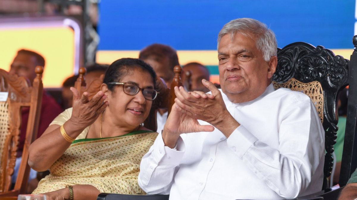 அரசுக்கு ஆலோசனை வழங்க ரணில் தயாராம்  – ஐ.தே.க. செயலர் தலதா அறிவிப்பு.