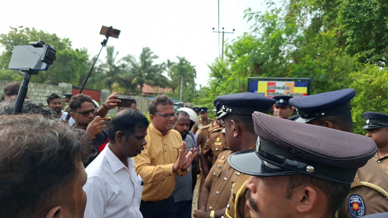 தையிட்டி போராட்டக்காரர்களுக்கு பொலிஸாரால் கடும் சித்திரவதை!  – வெளிநாட்டுத் தூதரகங்களுக்கு முறைப்பாடு.