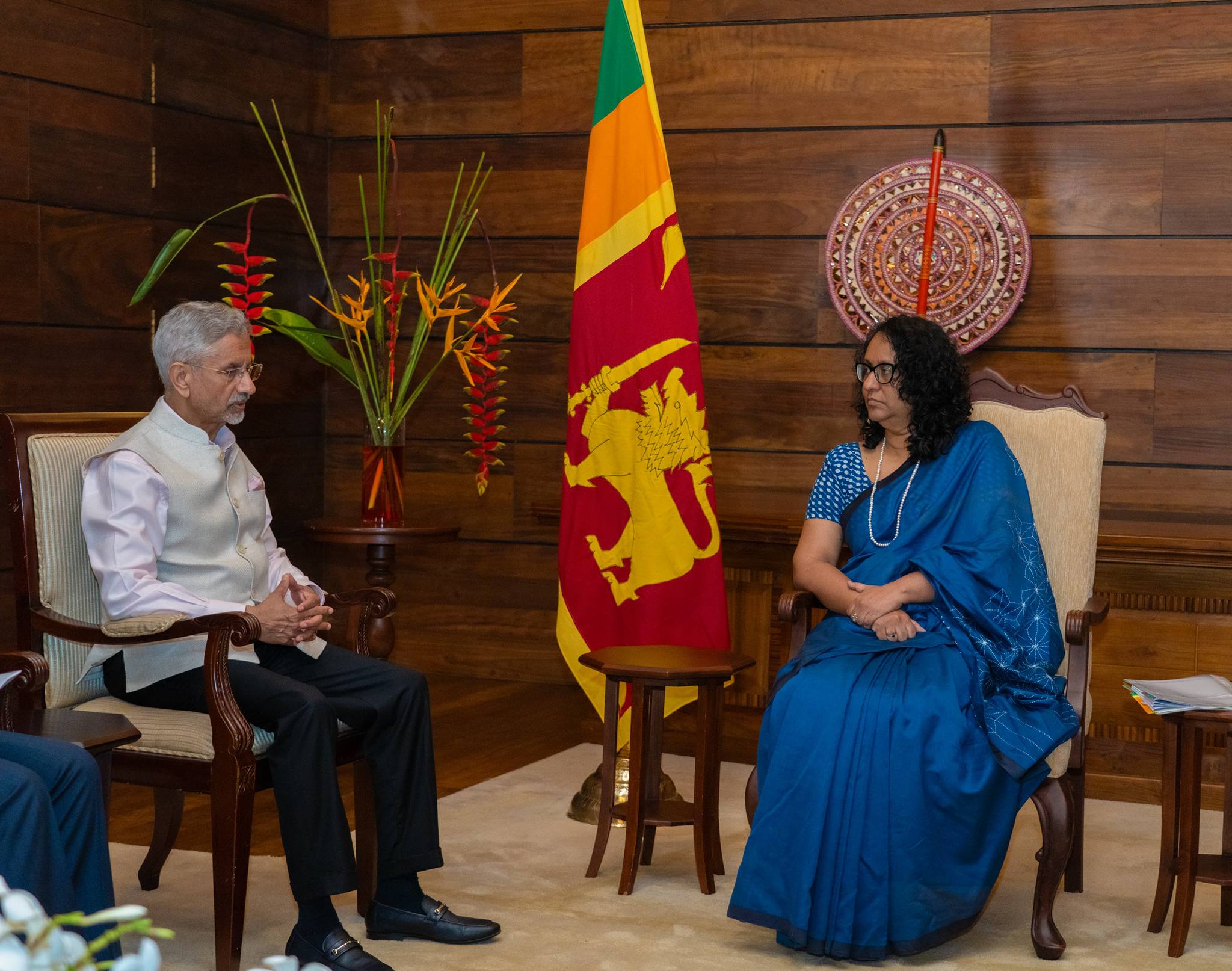 பேரிடர் பாதிப்பிலிருந்து மீண்டெழ இலங்கைக்கு இந்தியா முழு ஆதரவு  – ஹரிணியிடம் ஜெய்சங்கர் உறுதி.