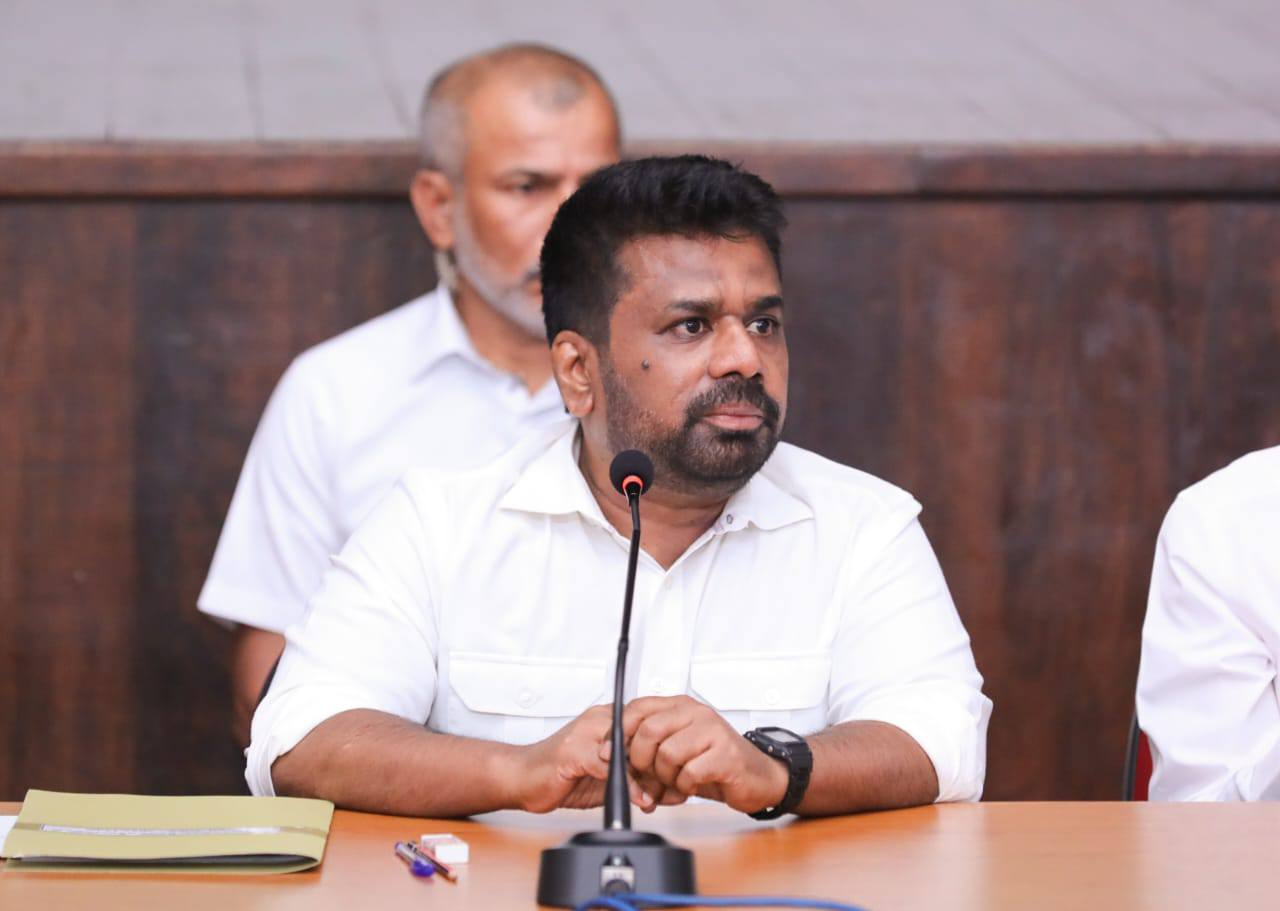 பாதிக்கப்பட்ட மக்களின் வாழ்க்கையை மீட்டெடுக்க ஒருங்கிணைந்த செயல்பாட்டு பொறிமுறை அவசியம்  – கண்டி மாவட்ட ஒருங்கிணைப்புக் குழுக் கூட்டத்தில் ஜனாதிபதி வலியுறுத்தல்.