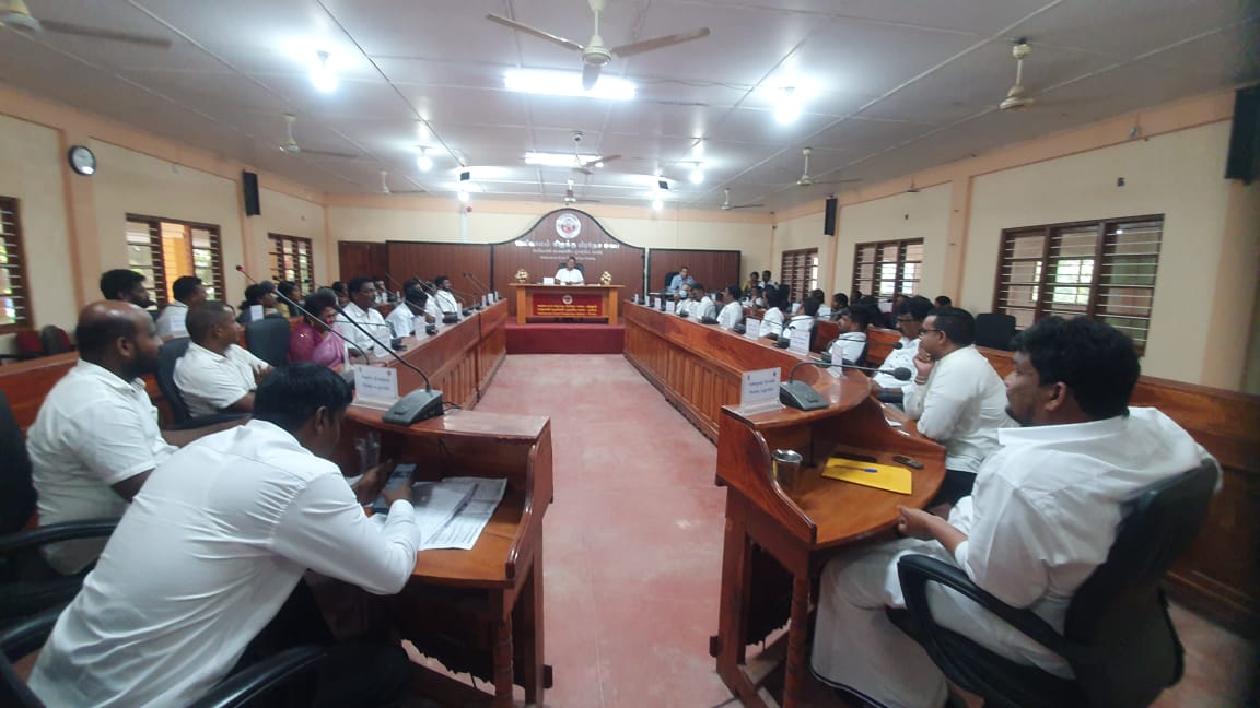 வலிகாமம் கிழக்கு பிரதேச சபையின் வரவு – செலவுத் திட்டம் நிறைவேற்றம்