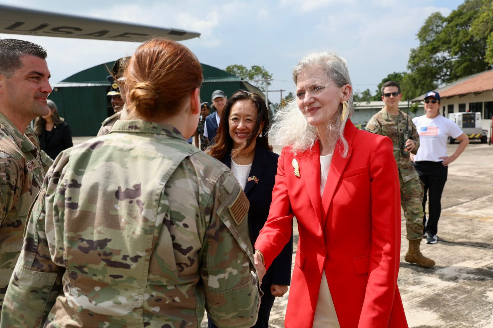 இலங்கை வந்தார் அமெரிக்க உதவி இராஜாங்கச் செயலர்.