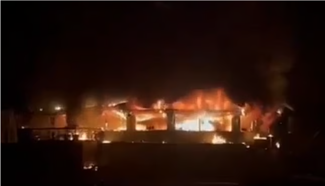 கோவா இரவு விடுதியில் ஏற்பட்ட பயங்கர தீ விபத்து! 23 பேர் பலி