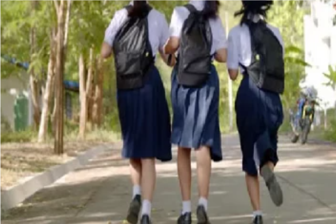 நாமக்கல் சேந்தமங்கலம்: விஷம் குடித்து பள்ளிக்கு வந்த மாணவி சோர்வு – சக தோழிகள் மூலம் தகவல்!