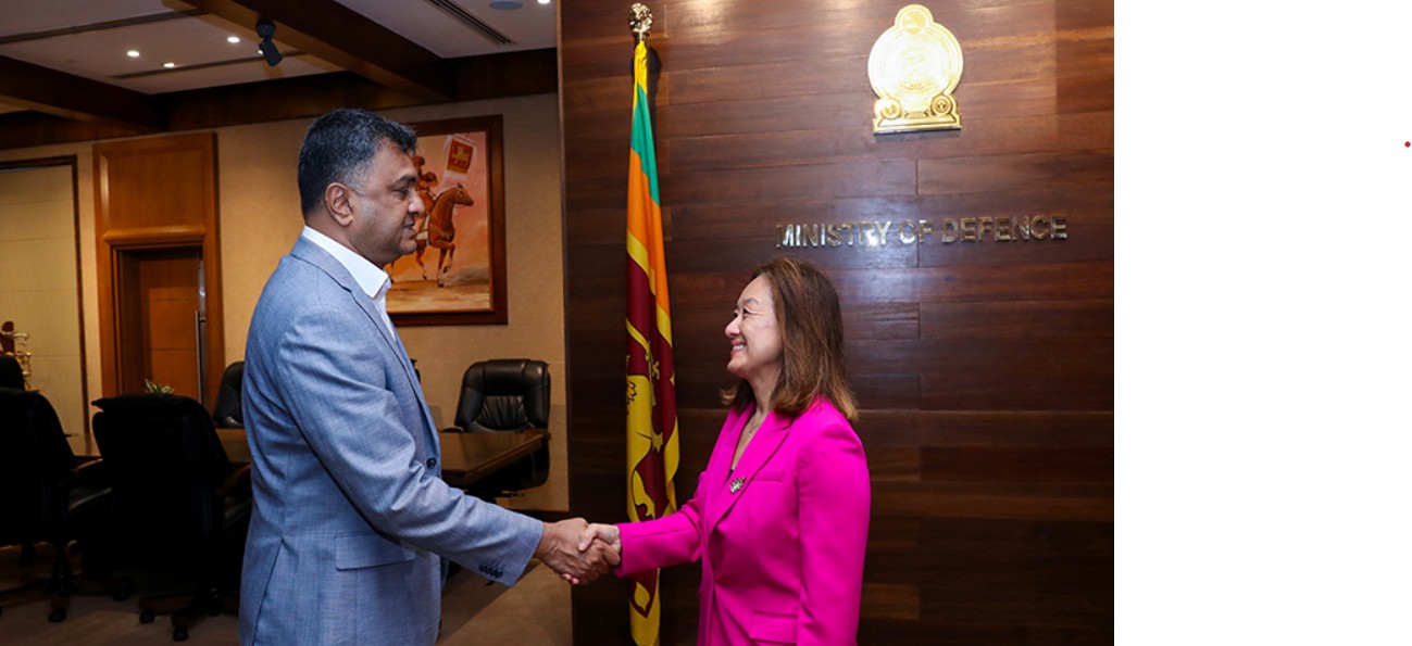 விடைபெறும் அமெரிக்கத் தூதுவர் பாதுகாப்பு செயலருடன் சந்திப்பு!