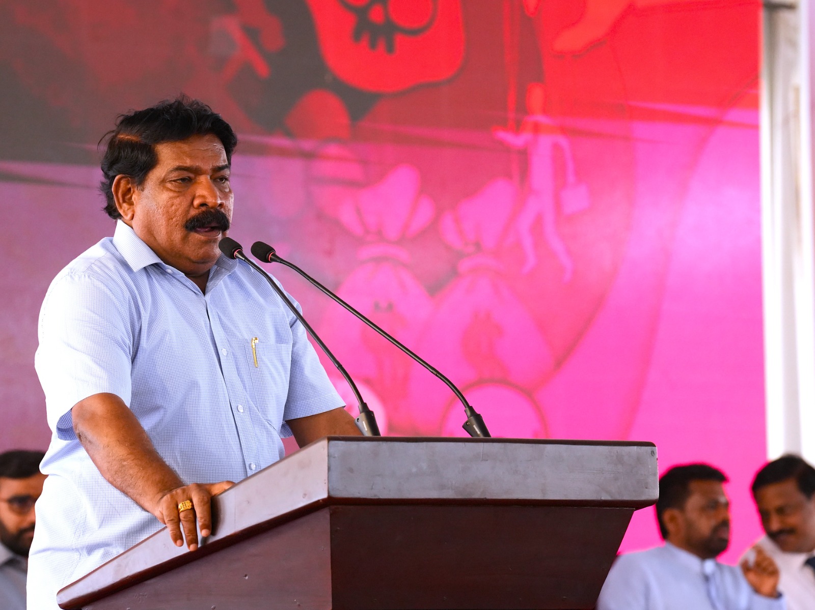 யாழில் சாபக்கேடான அரசியல் முன்னெடுப்பு  – தமிழரசுக் கட்சி மீது அமைச்சர் சந்திரசேகர் பாய்ச்சல்.