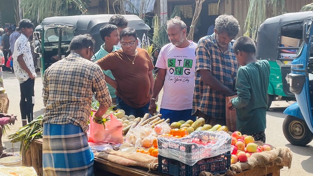 யாழில் சூடுபிடித்துள்ள தைப்பொங்கல் வியாபாரம்.