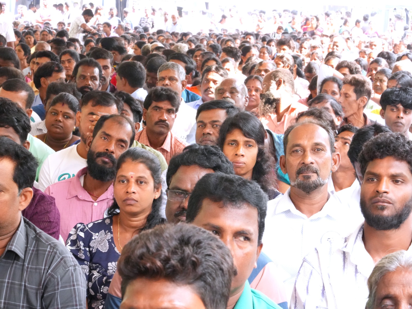 வடக்கு, கிழக்கில் போரால் பாதிக்கப்பட்டோருக்கு  புதிய வீடுகளை நிர்மாணிக்கும் தேசிய வேலைத்திட்டம் ஆரம்பம்.