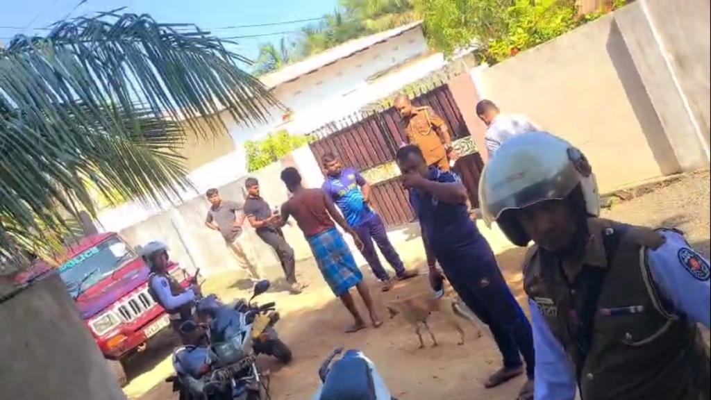 நாகர்கோவிலில் பெண் கைது! பொதுமக்கள் சிலர் முறுகல்!!