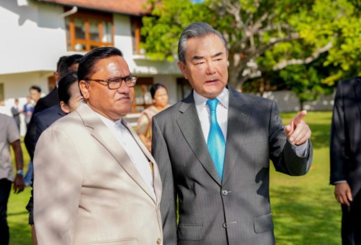 இலங்கை மீண்டெழ சீனா முழு ஆதரவு!  – விஜித ஹேரத்திடம் வாங் யீ உறுதி.