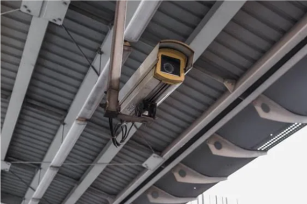 மயக்க மருந்து கலந்த லட்டு: தாயை ஏமாற்றி 10 மாதக் குழந்தையைக் கடத்திய மர்ம நபர்!