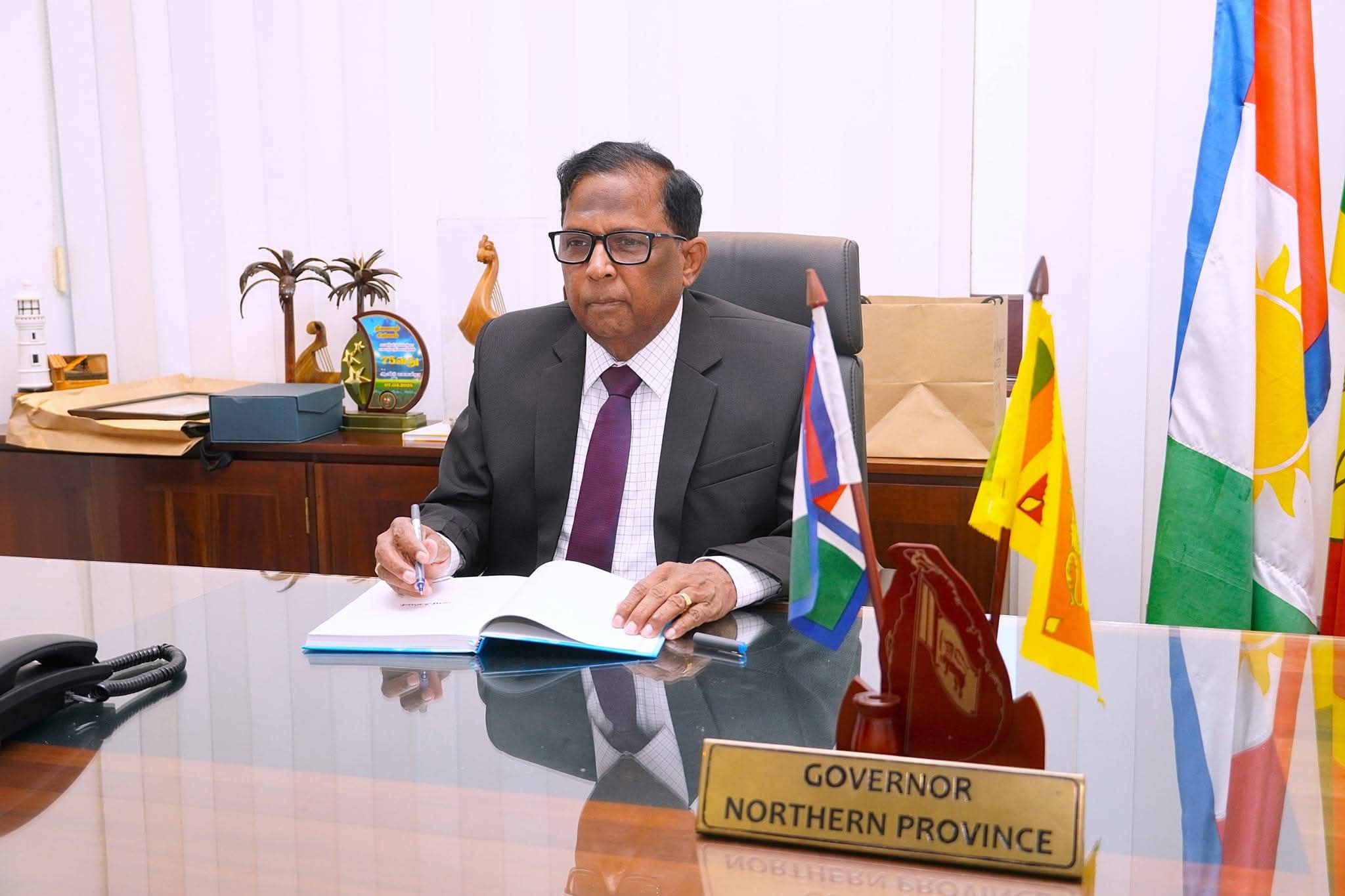 பதற்றமின்றி பரீட்சையை எழுதுங்கள்! புதிய மாற்றத்தை ஏற்படுத்துங்கள்!!  – ஜி.சீ.ஈ. சாதாரண தரப் பரீட்சைக்குத் தோற்றும் வட மாகாண மாணவர்களுக்கு ஆளுநர் வாழ்த்து.