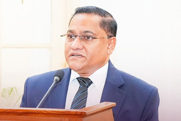 ஜி.எஸ்.பி. பிளஸ் சலுகையை தக்கவைக்க இலங்கை தீவிரம்  பிரான்ஸ் முழு ஆதரவு வழங்குவதாக உறுதி என வெளிவிவகார அமைச்சர் விஜித ஹேரத் தகவல்.