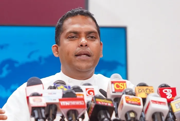 ரில்வினுக்கு இந்தியா அழுத்தம் கொடுக்கும்  மாகாண சபைத் தேர்தல் குறித்து ஐக்கிய தேசியக் கட்சி நம்பிக்கை.