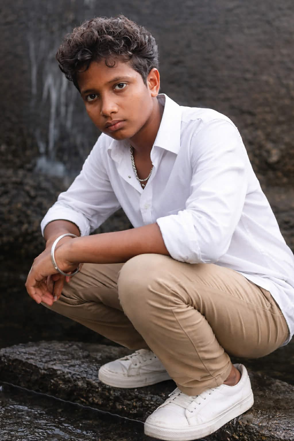 மோட்டார் சைக்கிள் விபத்தில் மாணவன் ஒருவர் பரிதாபப் பலி.