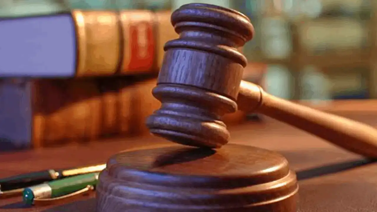 கெஹலியவின் உறவினர் உள்ளிட்ட இருவர் இன்று பிணையில் விடுவிப்பு  – கொழும்பு நீதிவான் நீதிமன்றம் உத்தரவு.