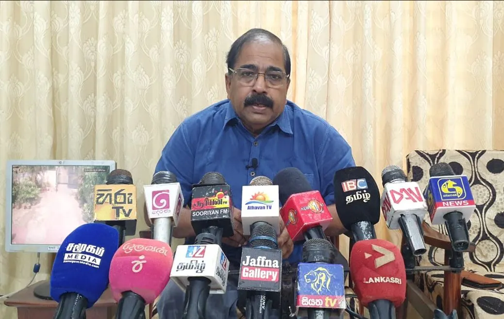 அறகலயவின் மூலம் ஆட்சிக்கு வந்தவர்கள் கறுப்புக்கொடி ஏற்றுவதைத் தவறு என்பதா?  – சங்குக் கூட்டணி காட்டத்துடன் கேள்வி.