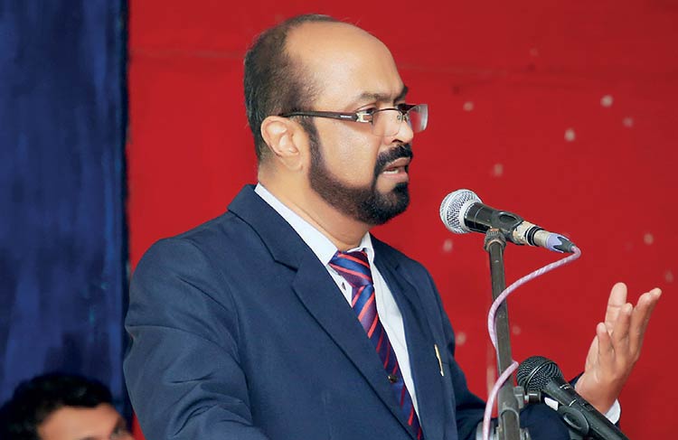 மின்வெட்டைத் தவிர்க்க முடியாது!  – வலுசக்தி அமைச்சர் பகிரங்க ஒப்புதல்.