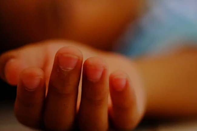 பராமரிப்பு நிலையக் குளத்தில் விழுந்து ஒன்றரை வயதுக் குழந்தை உயிரிழப்பு!  – இரத்தினபுரியில் சோகம்.