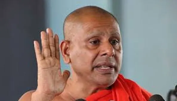 நான் ஜனாதிபதியாக இருந்திருந்தால் இன்றைய எரிபொருள் வரிசைக்குத் தீர்வு கண்டிருப்பேன்!  – இப்படிக் கூறுகின்றார் பத்தரமுல்ல சீலரத்ன தேரர்.