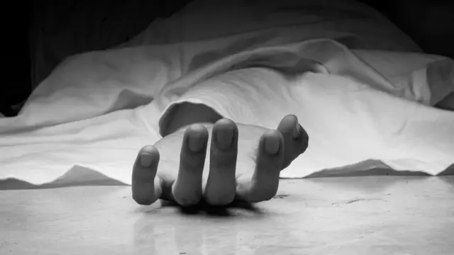 ஆன்லைன் சூதாட்டத்தால் மருத்துவ மாணவர் தற்கொலை