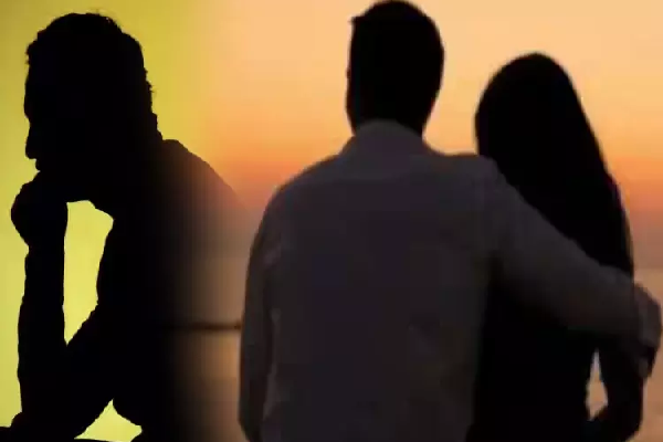 கணவனை 15 துண்டுகளாக வெட்டிய செய்தி.. மனைவியின் போனில் இருந்த பயங்கரம்! உயிருக்கு பயந்து மனைவியை அனுப்பி வைத்த கணவன்