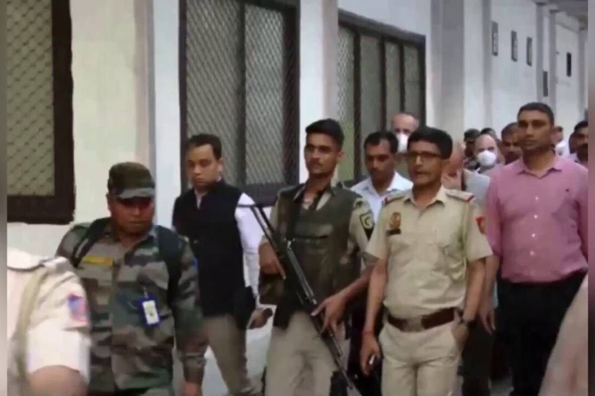 இந்தியாவில் பயங்கரவாத சதி: 6 உக்ரைனியர்கள் மற்றும் ஒரு அமெரிக்கரை அதிரடியாகக் கைது செய்தது NIA!