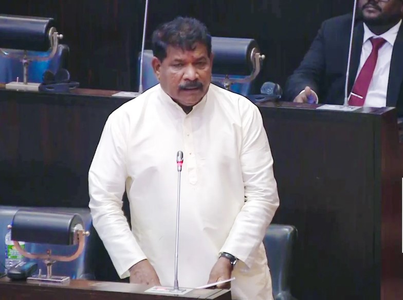 மீனவர்களுக்குத் தடையின்றி எரிபொருள்! விசேட பொறிமுறை தயார்!! – அமைச்சர் சந்திரசேகர் உறுதி.