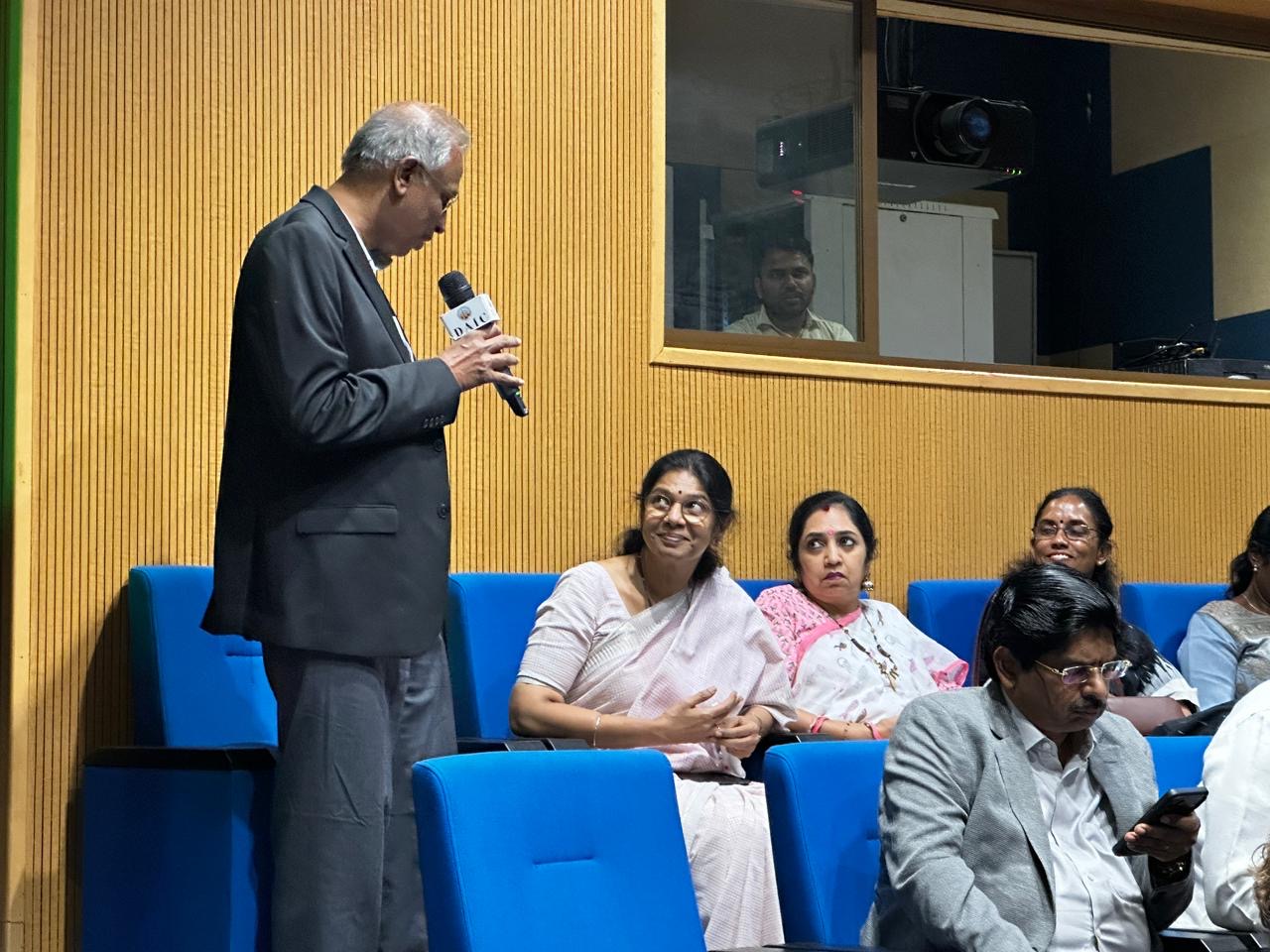 இந்தியக் குடியுரிமை கோருகின்ற ஈழ அகதிகளுக்கு அதை வழங்குக!  – புதுடில்லியில் சுமந்திரன் கருத்து.