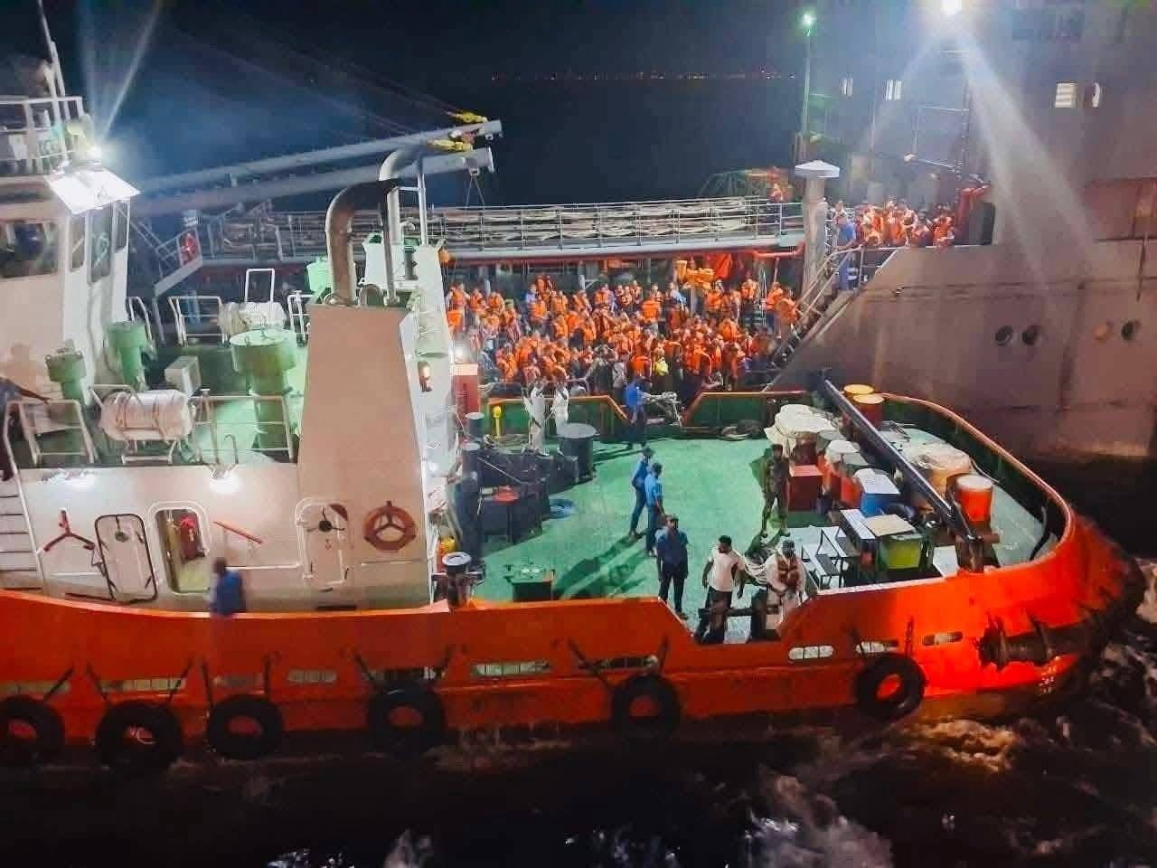 ஈரானியக் கப்பலில் வந்த   208 பேரும் பத்திரமாக மீட்பு!