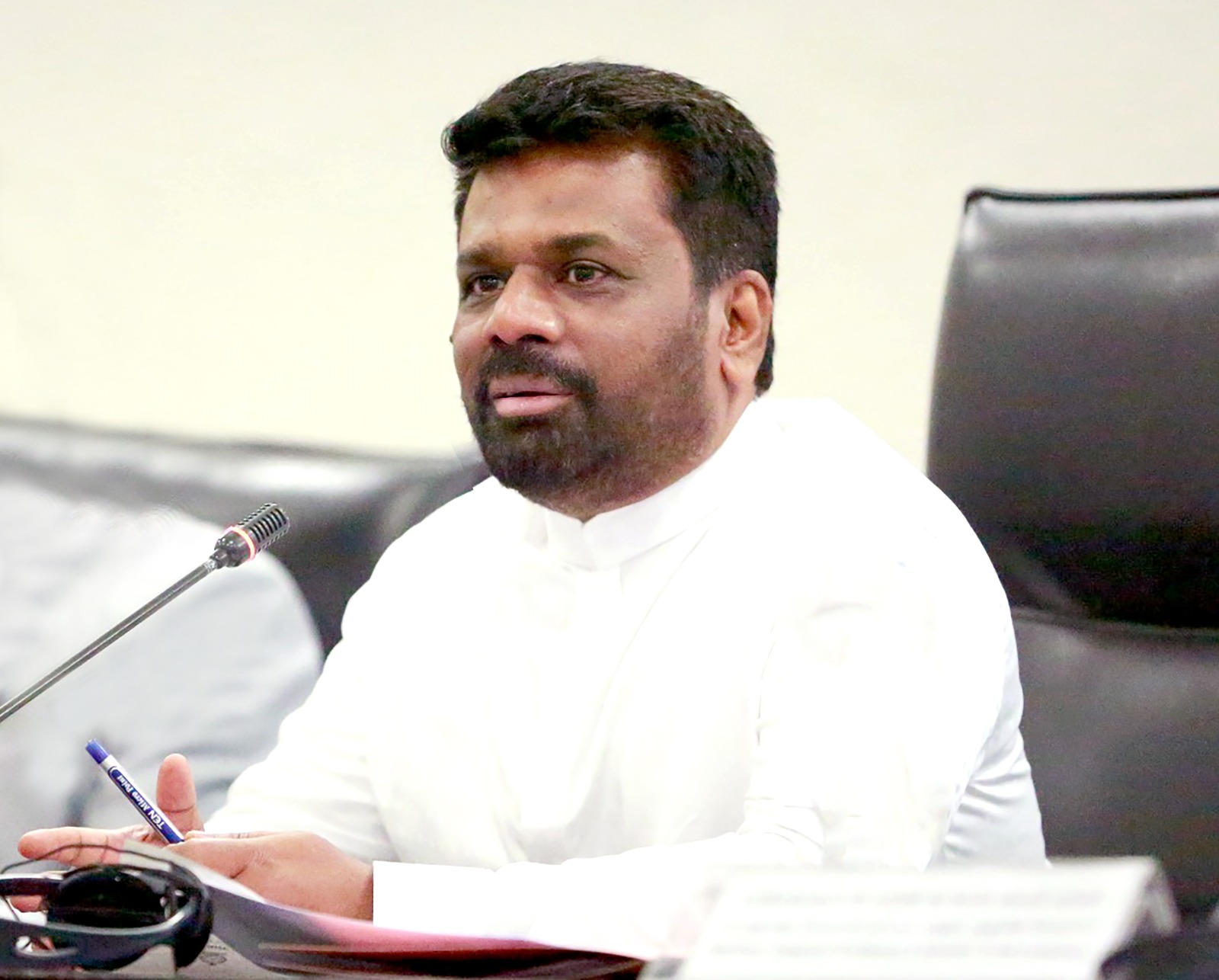 சர்வதேச வலுசக்தி நெருக்கடி:  கட்சித் தலைவர்களுடன் அநுர அவசர ஆலோசனை.