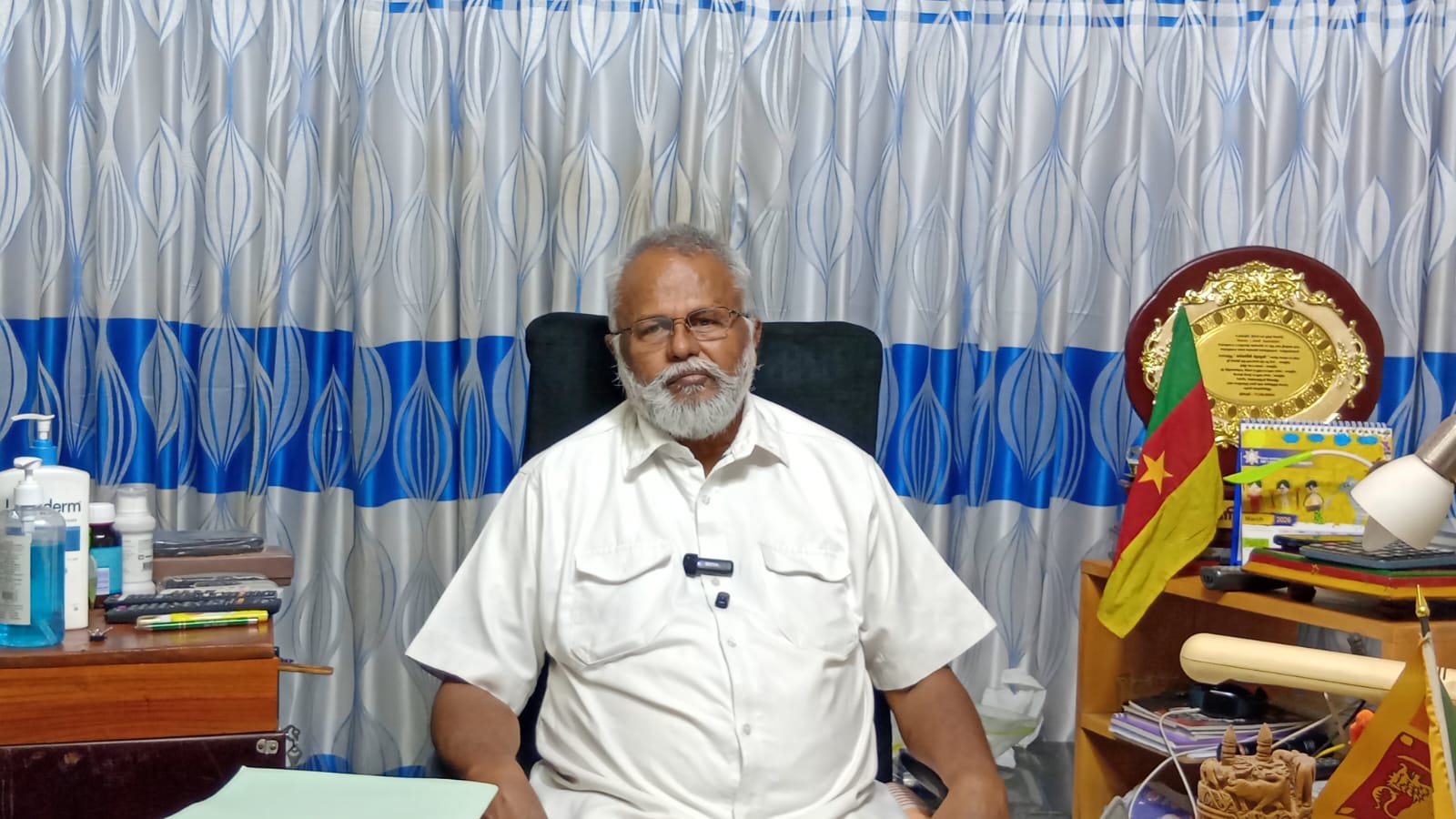 தீர்வு எட்டப்படாத காரணத்தினாலேயே நெடுந்தீவு மக்கள் வீதியில் இறங்கினர்!  – முன்னாள் அமைச்சர் டக்ளஸ் தேவானந்தா கவலை.