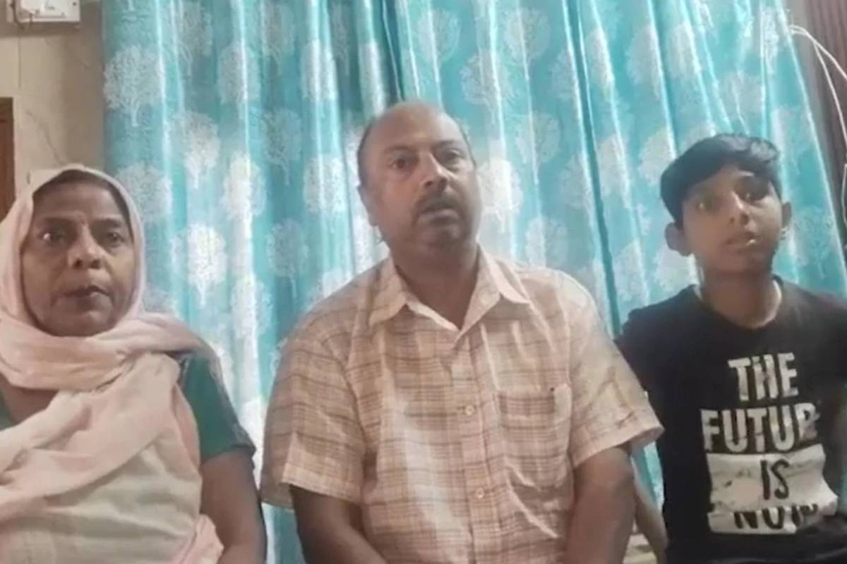 8-ஆம் வகுப்பு மாணவனின் துணிச்சல்: ‘டிஜிட்டல் அரெஸ்ட்’ மோசடியில் சிக்கிய பெற்றோரை மீட்ட சாமர்த்தியம்!