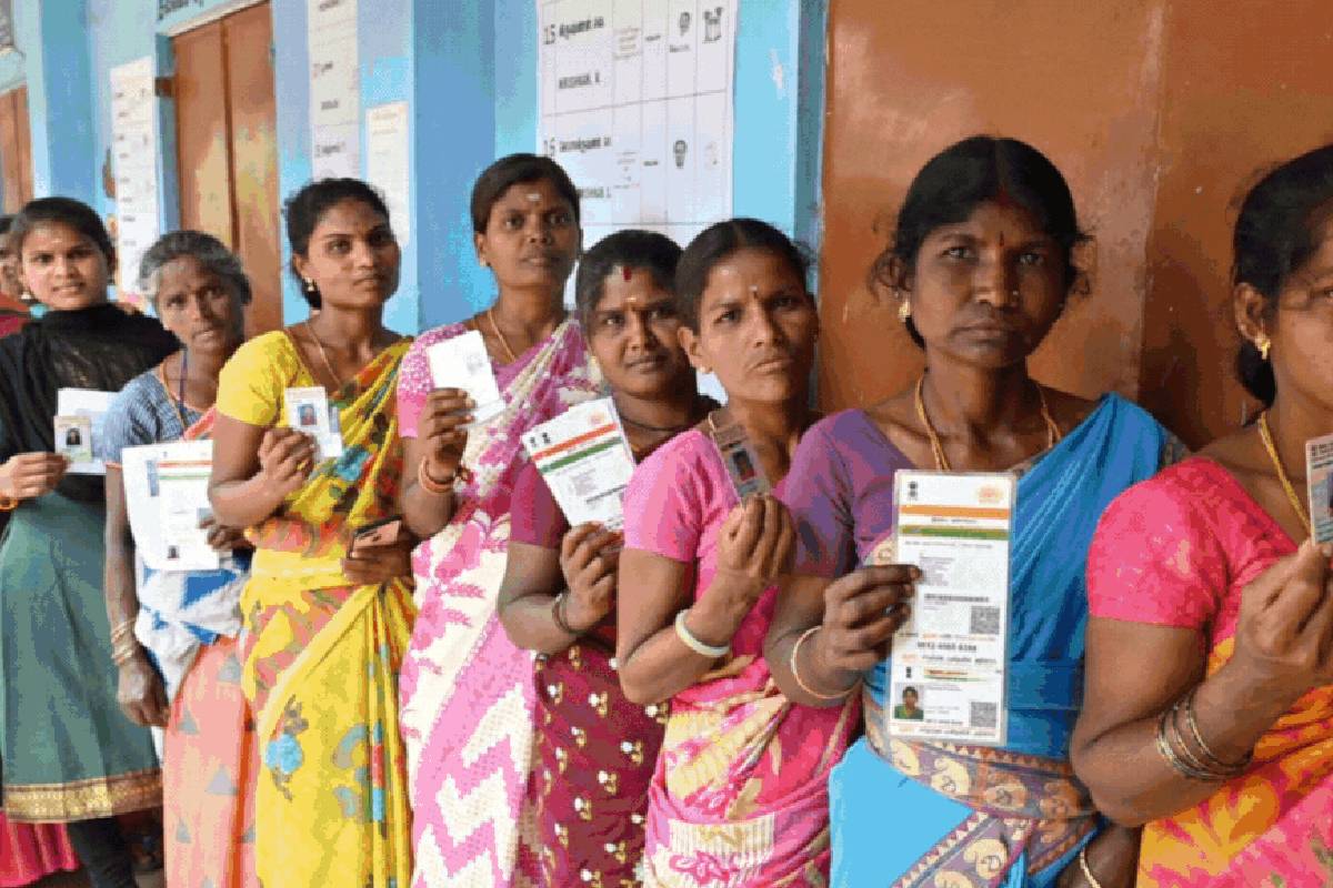 தமிழக சட்டமன்றத் தேர்தல் 2026: தனியார் நிறுவன ஊழியர்களுக்கும் ஒரு நாள் சம்பளத்துடன் விடுமுறை கட்டாயம்!