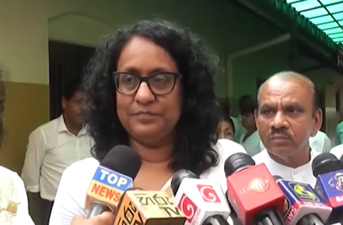2.5 மில்லியன் டொலர் சைபர் திருட்டு குறித்து சர்வதேச உதவியுடன் விசாரணைகள் ஆரம்பம்  – மல்வத்து பீட மகாநாயக்க தேரரிடம் ஆசி பெற்ற பின் பிரதமர் தெரிவிப்பு.