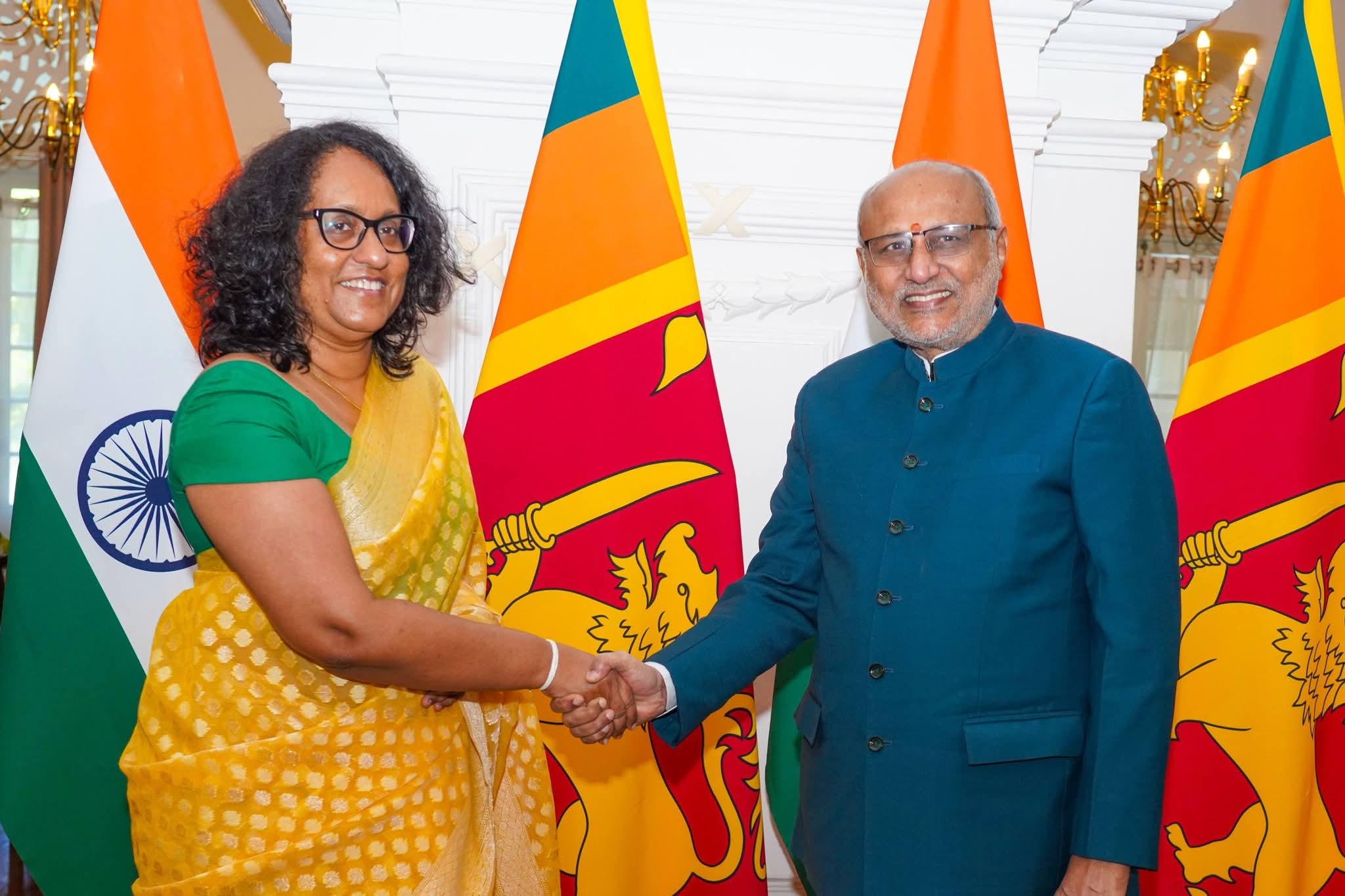 இருதரப்பு உறவுகளை ஆழப்படுத்த இலங்கையுடன் இந்தியா இணக்கம்  – பிரதமர் ஹரிணியுடன் உப ஜனாதிபதி பேச்சு.