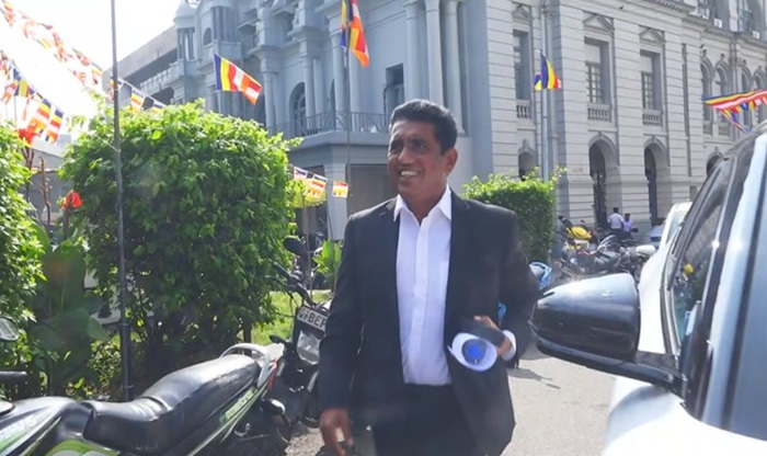 சதொச லொறி விவகாரம்:  நான்கு மாதங்களின் பின் ஜோன்ஸ்டனுக்குப் பிணை.