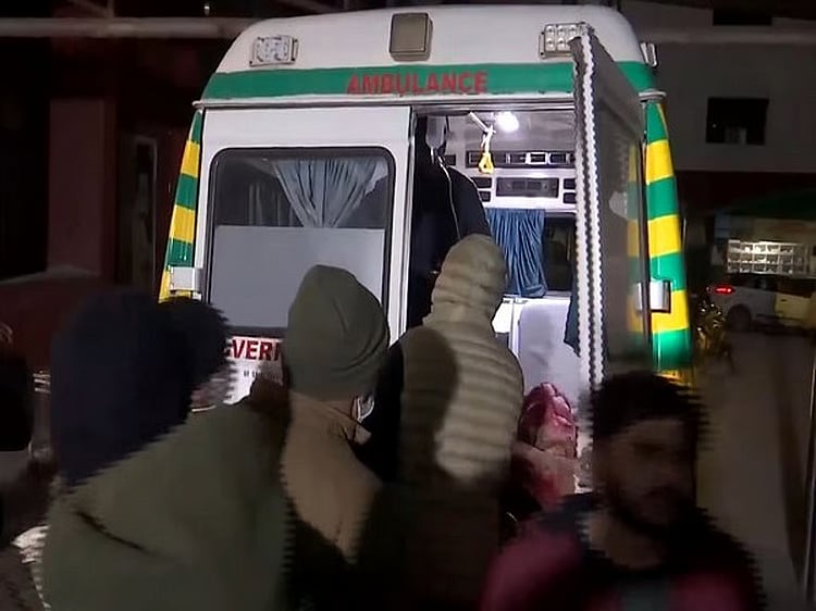 அதிவேகமாகப் பரவும் மர்ம காய்ச்சல்… ராஜஸ்தானில் அடுத்தடுத்து 5 குழந்தைகள் உயிரிழந்த சோகம்