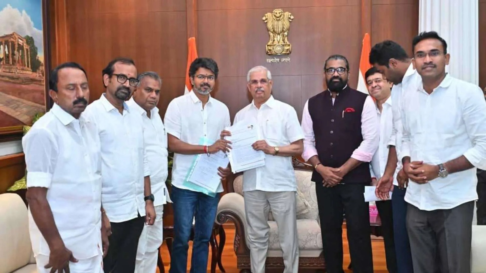 தமிழக முதல் அமைச்சர் ஆகிறார் விஜய்? நாளை பதவியேற்பு விழா நடைபெறும் என தகவல்
