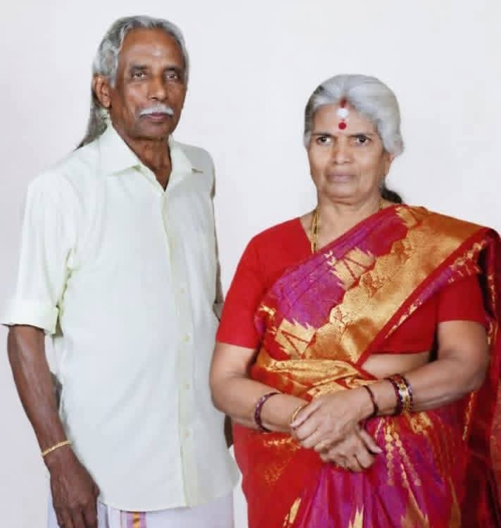 கடையில் தனியாக வாழ்ந்த வயோதிபத் தம்பதியினர் கூரிய ஆயுதங்களால் கொடூரமாக வெட்டிக்கொலை!  – டிக்கோயாவில் பயங்கரம்; பொலிஸ் விசாரணை தீவிரம்.