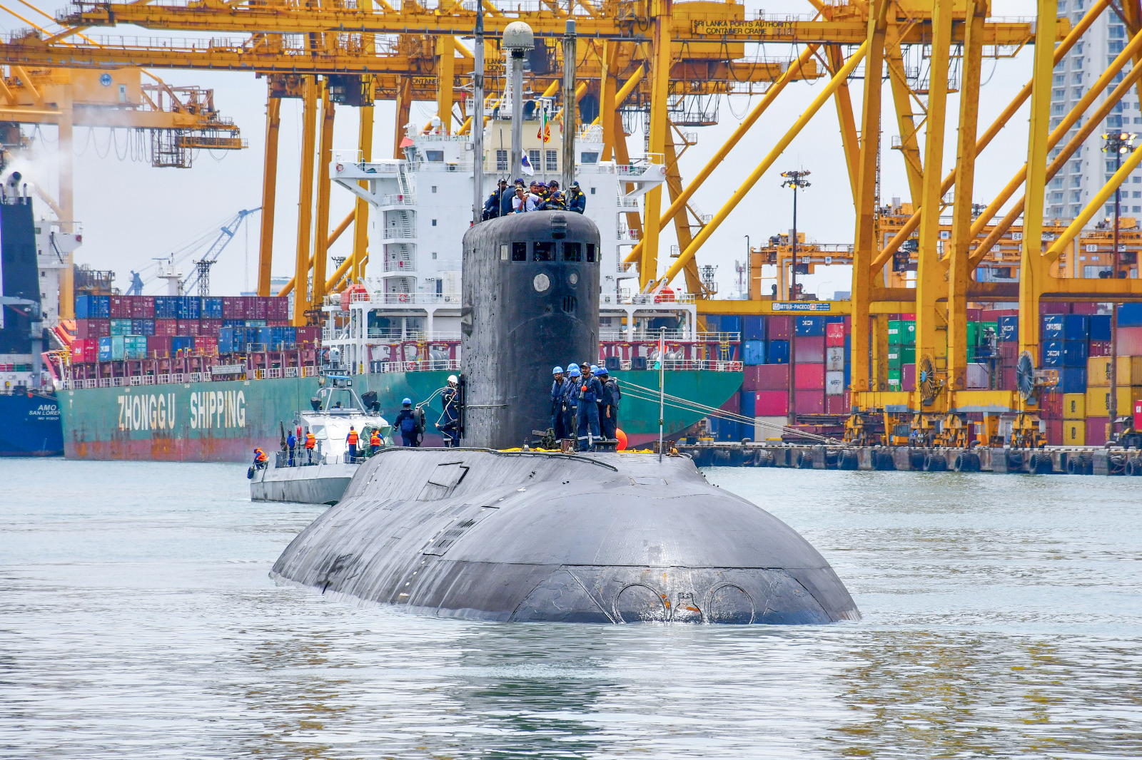 இந்தியக் கடற்படையின் ‘INS SINDHUKESARI’ நீர்மூழ்கிக் கப்பல் கொழும்பு வருகை!
