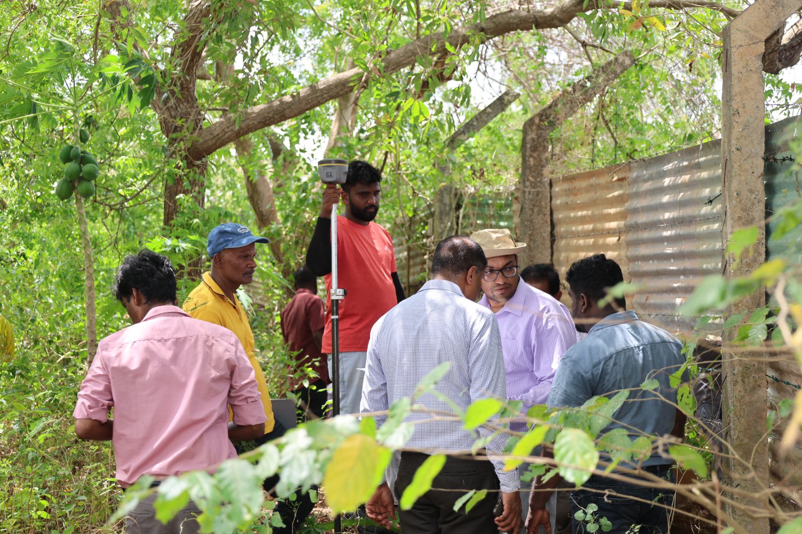 தையிட்டி ‘பவானி வீதி’ மீட்பு விவகாரம்: வேலியை அகற்றினால் சட்ட நடவடிக்கை  – தவிசாளரை மிரட்டும் தொனியில் விசாரணை செய்த பலாலி பொலிஸார்.