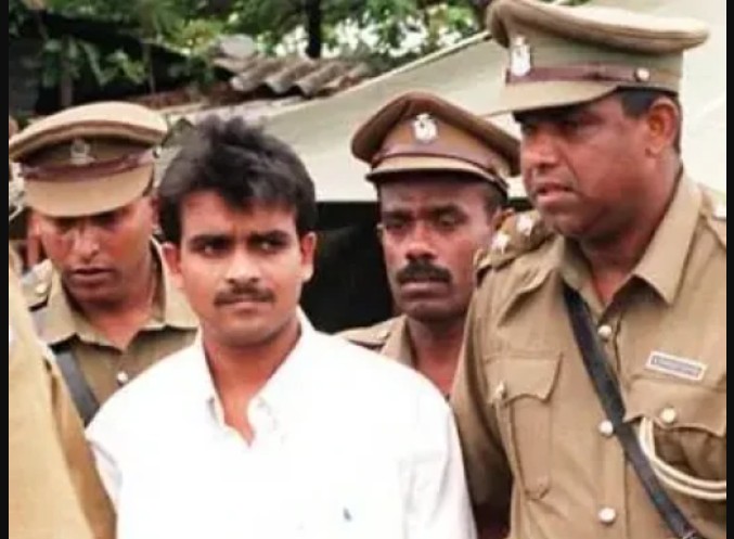 யாழில் இதுவரை கண்டறியப்படாத மேலும் இரண்டு மனிதப்புதைகுழிகள்  – சிறையிலிருந்து திடுக்கிடும் தகவலை வெளியிட்டார் மரணதண்டனைக் கைதியான சோமரத்ன ராஜபக்‌ஷ.