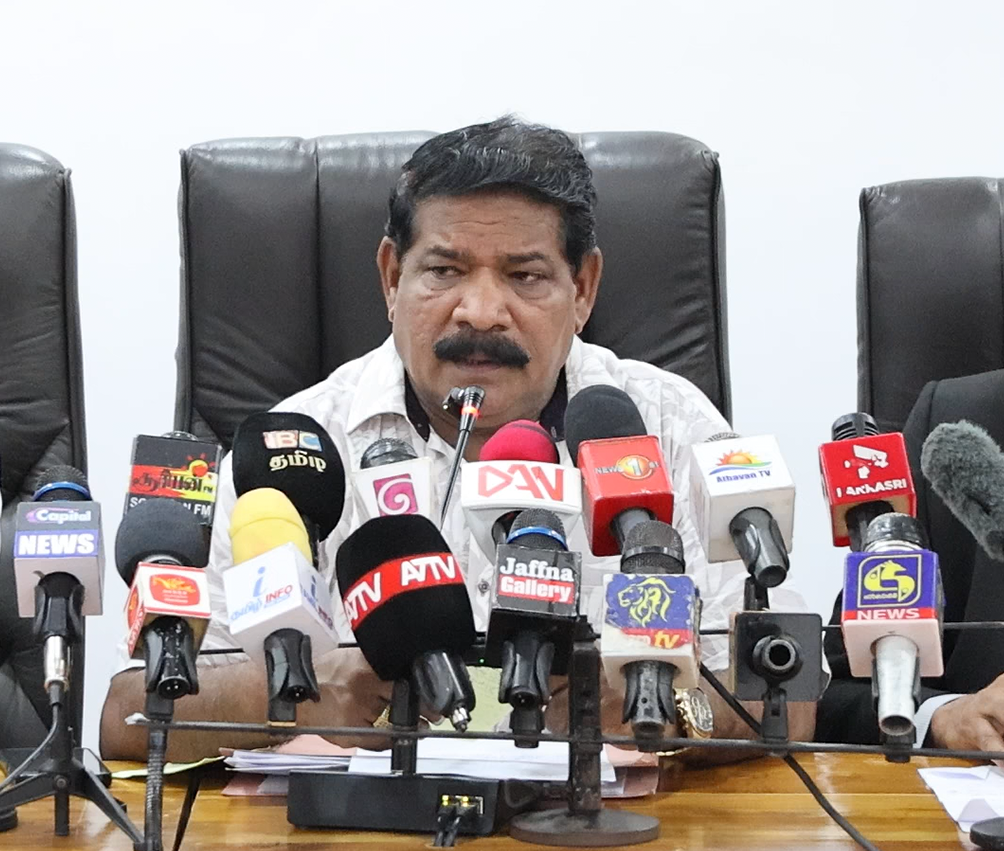 காணாமல்போனோர் துயரம் ஒட்டுமொத்த நாட்டுக்குரியது  வெறும் பணத்தை மட்டும் கொடுத்து உளக் காயங்களைத் தீர்க்க முடியாது!