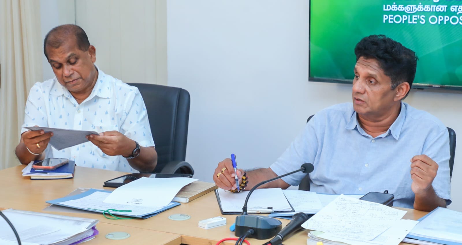 டெங்கு அச்சுறுத்தலால் மிஞ்சியது மருத்துவமனைகளின் கொள்ளளவு  – கட்டுப்படுத்த 6 அம்சத் திட்டத்தை முன்வைத்தார் சஜித்.