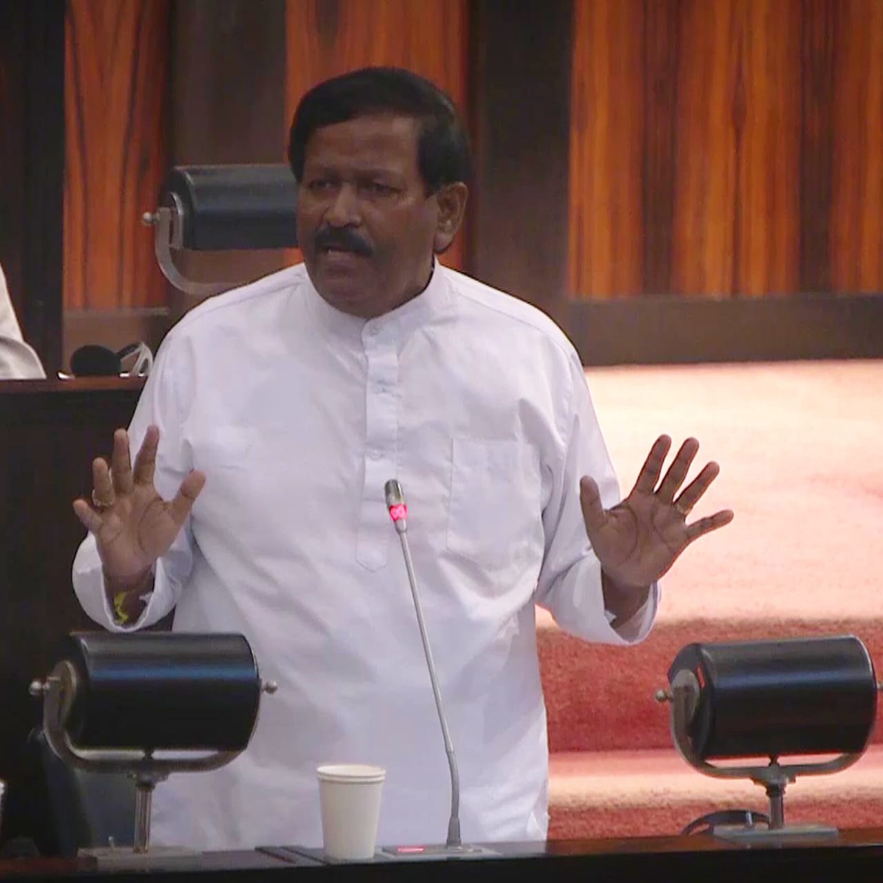 கடந்த காலப் படுகொலைகளில் இருந்து வேறுபடுகின்றது நீர்கொழும்பு கலவரம்!  – நீதியை நிலைநாட்டுமாறு ரவிகரன் எம்.பி. கோரிக்கை.