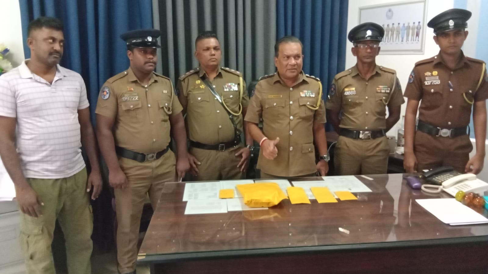 வாசனைச் சோப்புக்குள் ஹெரோயின்: யாழில் நூதனக் கடத்தல் முறியடிப்பு!  – உடுவிலைச் சேர்ந்த 33 வயது இளைஞர் கைது.