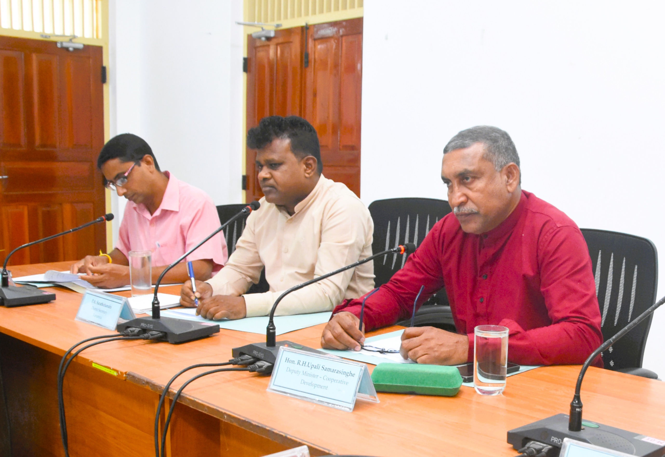 வவுனியாவை அச்சுறுத்தும் டெங்கு நோய்  – கட்டுப்படுத்த தீவிர நடவடிக்கை.