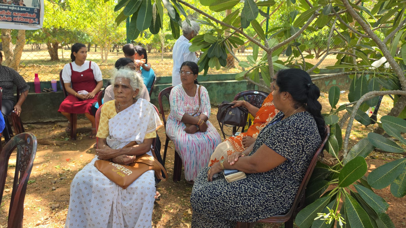 வலிகாமம் வடக்கு காணிகள் மீட்பு:  13 ஆவது வாரமாகத் தொடரும் மக்களின் அமைதிப் போராட்டம்.